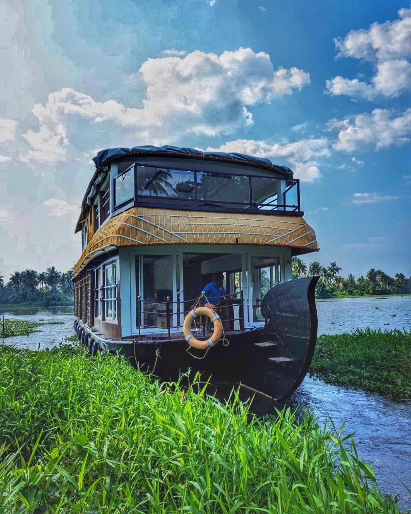 Grand Villa Houseboat Kumarakom Esterno foto